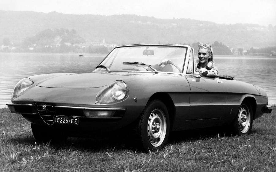 Alfa Romeo 2000 Spider Veloce (105) '1971 - 75